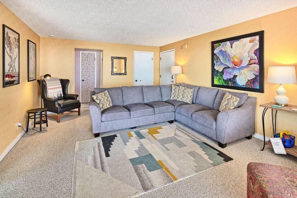 Ocean View Village Condo With Trails To Beaches 特立尼达 外观 照片