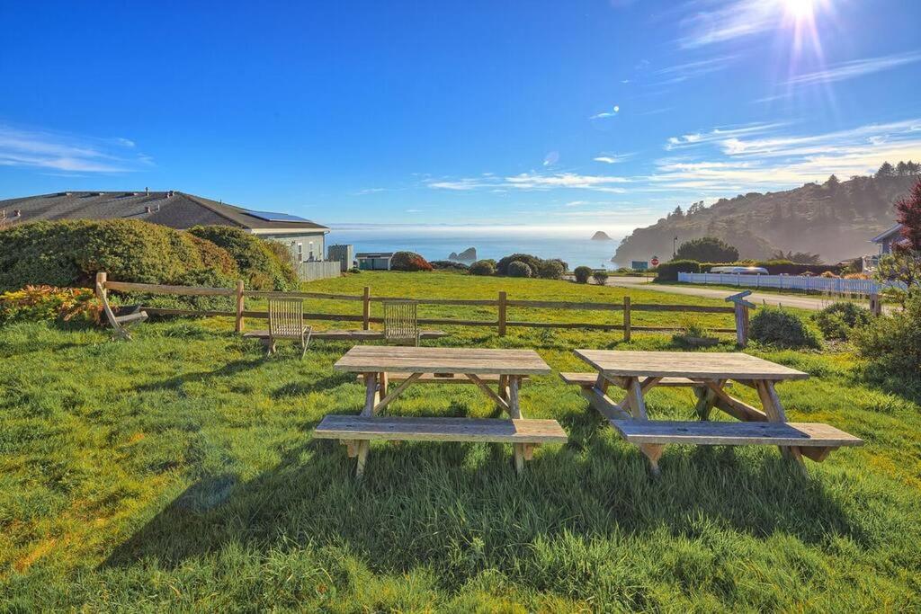 Ocean View Village Condo With Trails To Beaches 特立尼达 外观 照片